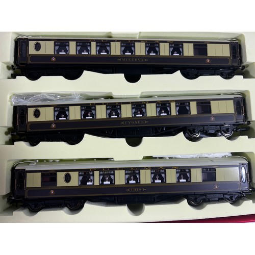 18 - Hornby Boxed train set