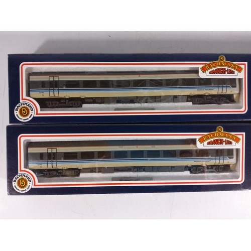 196 - Bachmann 158, 2 car set