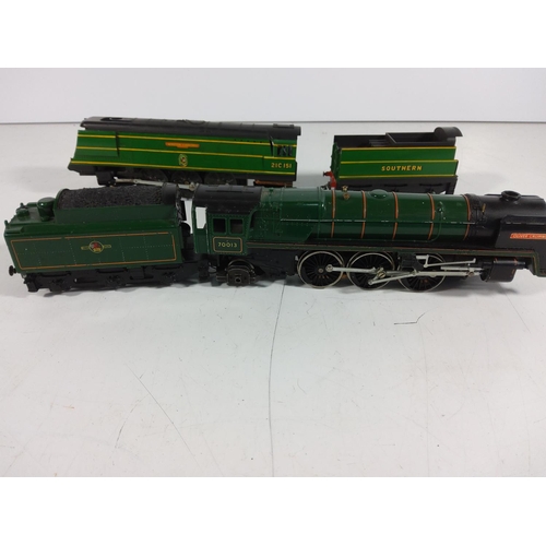 205 - 2 boxed engines and tenders