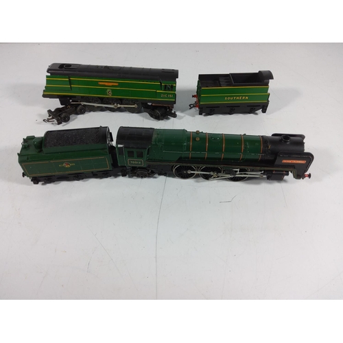 205 - 2 boxed engines and tenders