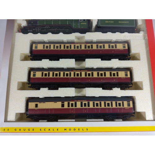 207 - boxed Hornby 3015 train pack