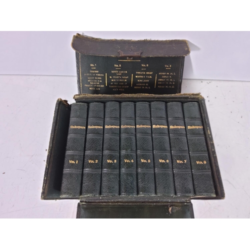 211 - Bound set of shakespeare books