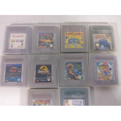 233 - Boxed selection of GameBoy cartridges