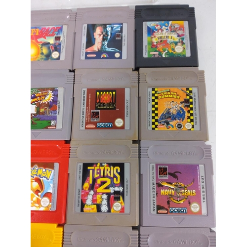 238 - Boxed selection of GameBoy cartridges