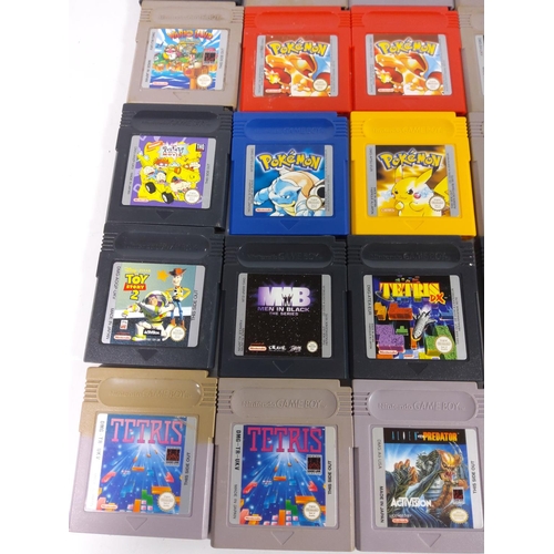 238 - Boxed selection of GameBoy cartridges