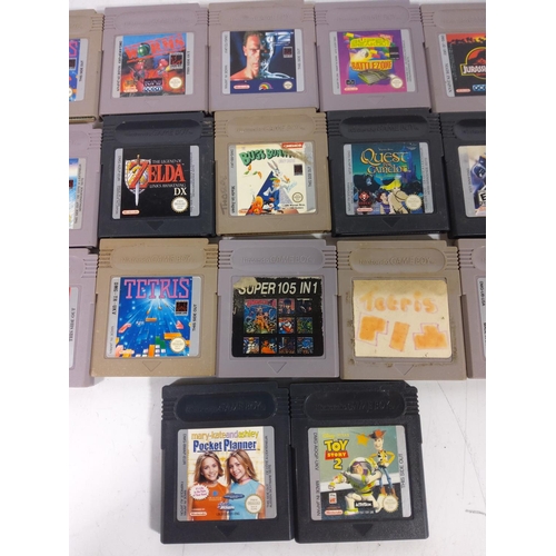 239 - Boxed selection of GameBoy cartridges