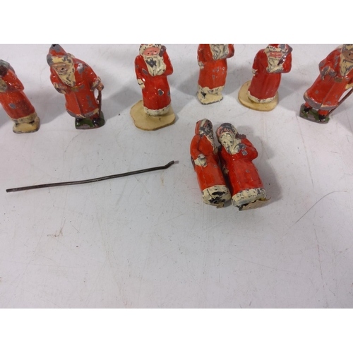 288 - 11 Lead Santa Claus figures