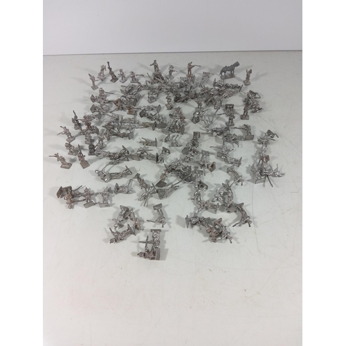 290 - Large selection of lead figures