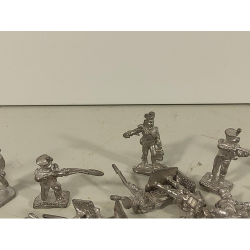 290 - Large selection of lead figures