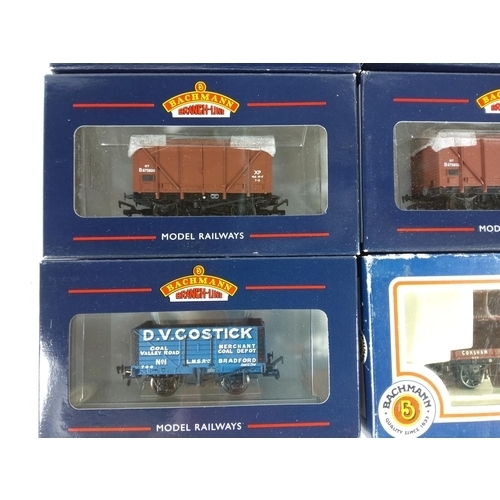 185 - 6 Bachmann rolling stock