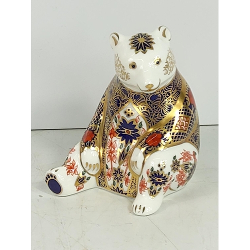 202 - Royal Crown Derby bear with gold stopper, 10cms in height