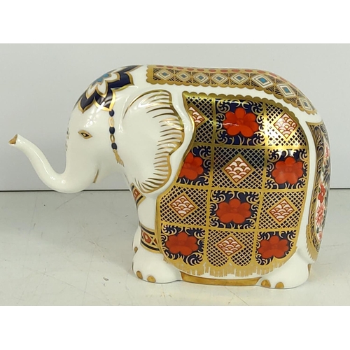 203 - Royal Crown Derby elephant with gold stopper, 10cms in height