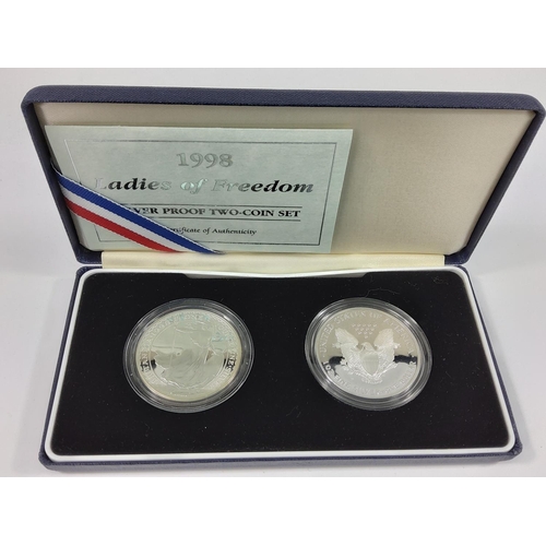 225 - Cased silver proof Ladies of Freedom 2 coin set