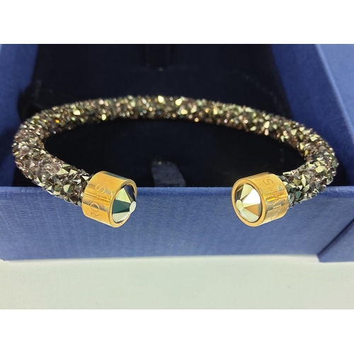 272 - Boxed Swarovski bracelet