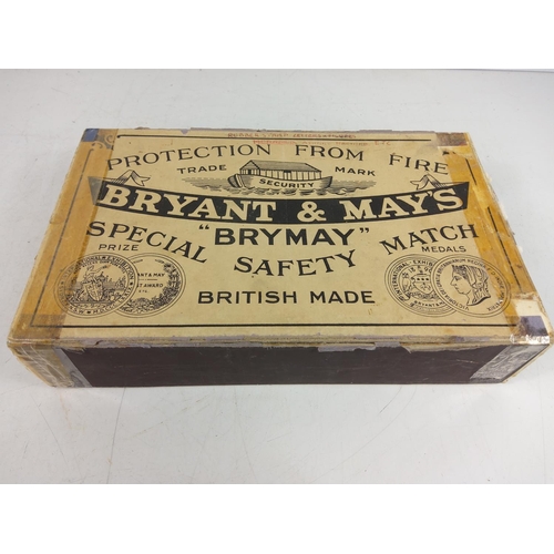 171 - Oversized matchbox and large qty of lead figures