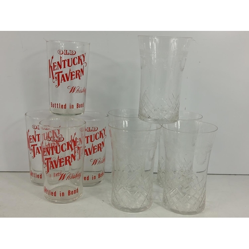 286 - Various vintage glasses