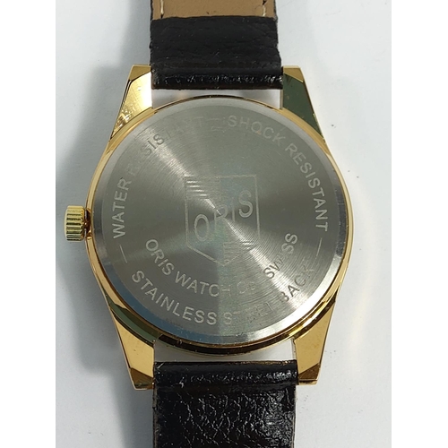 243 - Vintage gold tone, 17 jewel movement wrist watch (no particular brand)