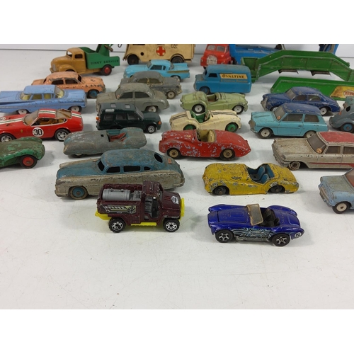 186 - Selection of vintage model vehicles, mainly Dinky