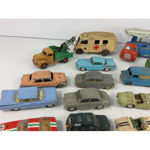 186 - Selection of vintage model vehicles, mainly Dinky