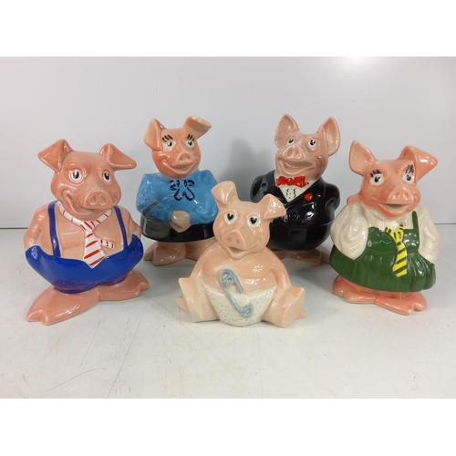 123 - Set of 5 Natwest pigs