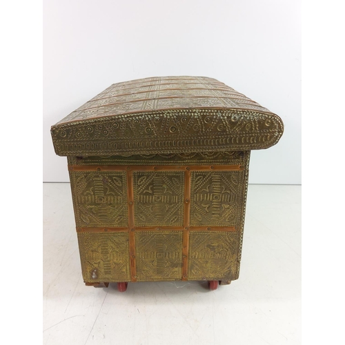 80 - Copper and brass jewellery box in the form of a dowry chest, 28 x 21 x 18cms