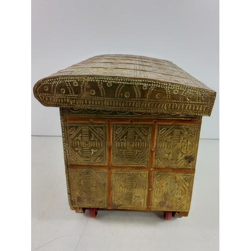 80 - Copper and brass jewellery box in the form of a dowry chest, 28 x 21 x 18cms