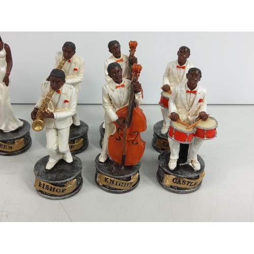 94 - Jazz and rock band chess set