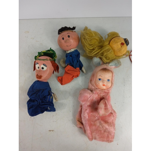 133 - Vintage puppets