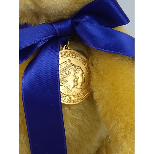 101 - Cased Stieff Royal Commemorative bear