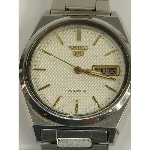 152 - Vintage boxed Seiko watch, model 7009-876a