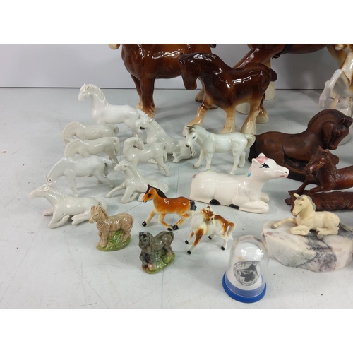 24 - Box of stoneware and box of horse figures