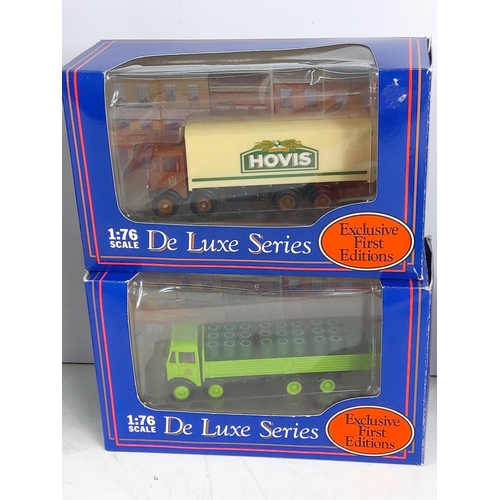 47 - 5 boxed Corgi model buses and 11 various model vehicles