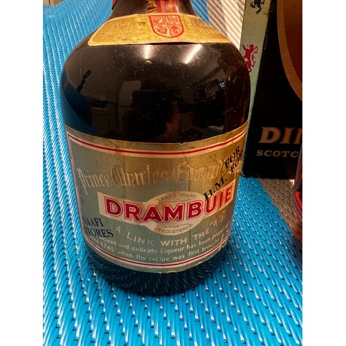 117 - Bottle of Dimple Whiskey and bottle of Drambuie