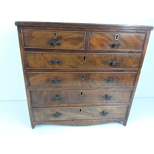 639 - Antique mahogany apprentice chest of 6 drawers