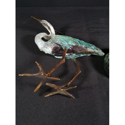 204 - Large cast bronze bird and cast bronze bird on marble base, 17cms in height