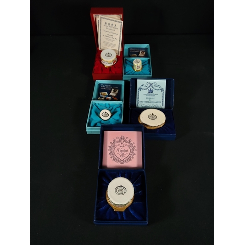 289 - 5 Boxed Halcyon days enamelled pill pots