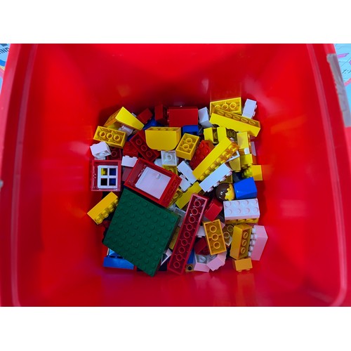 465 - LEGO sets 1885 (x2), 1636 3 buckets containing complete sets