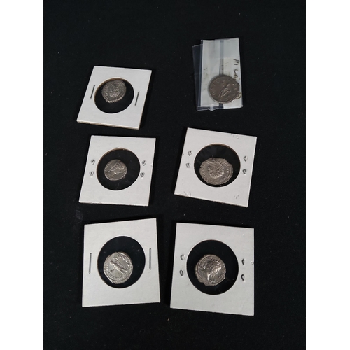 231 - Collection of 7 roman silver coins