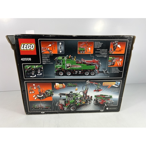 381 - LEGO set 42008 Service Truck