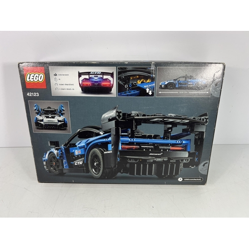 382 - LEGO set 42123 Mclaren Senna GTR