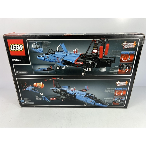 389 - LEGO set 42066 Air race Jet