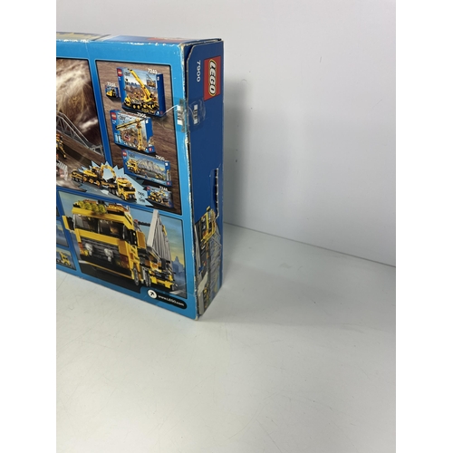 392 - LEGO set 7900 Heavy Loader