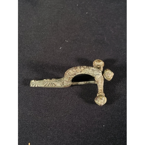 347 - 3 Roman bronze fibula brooches