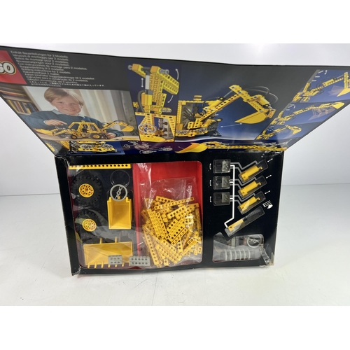 413 - LEGO set 8862 Backhoe