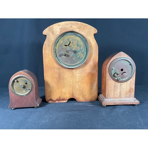 372 - 3 Wooden cased clocks