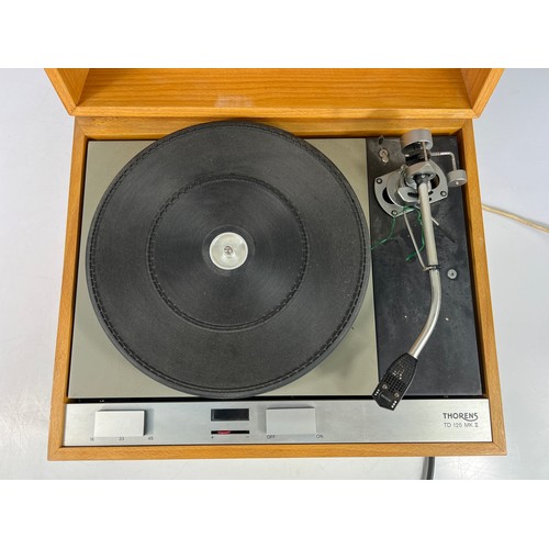 351 - Thorens TD 125 MkII turn table