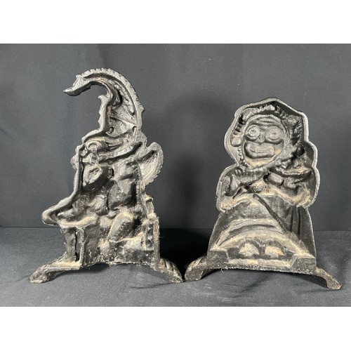 373 - Punch & Judy door stops