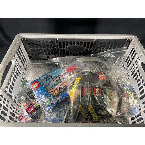 467 - Crate of various lego sets some including minifigures and space sets