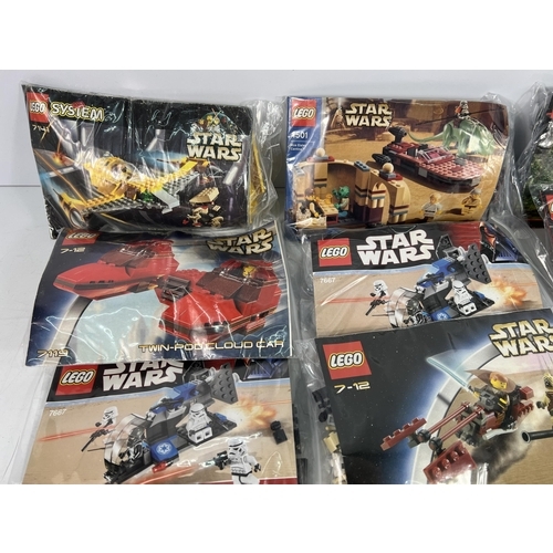 384 - Bag containing 17 Lego starwars sets (No minifigures included)