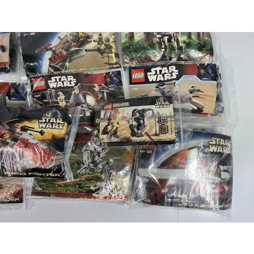 384 - Bag containing 17 Lego starwars sets (No minifigures included)